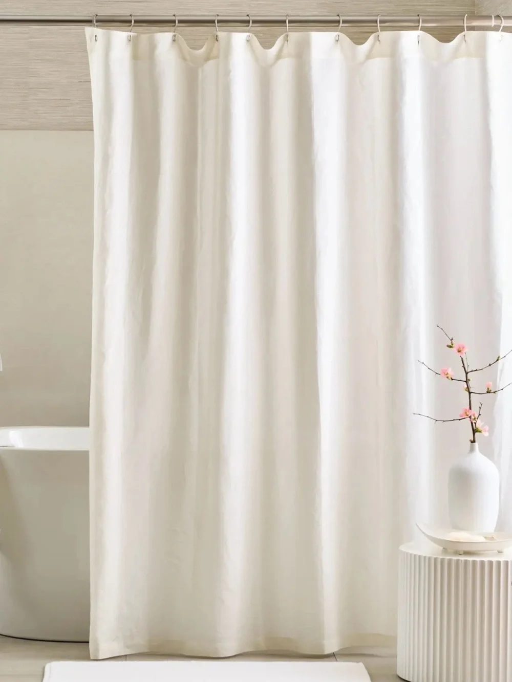 NWOT Quince European Linen Shower Curtain, 72 X 72 (Ivory)